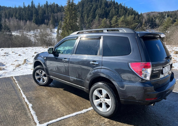 Subaru Forester cena 29999 przebieg: 290000, rok produkcji 2010 z Kraków małe 106